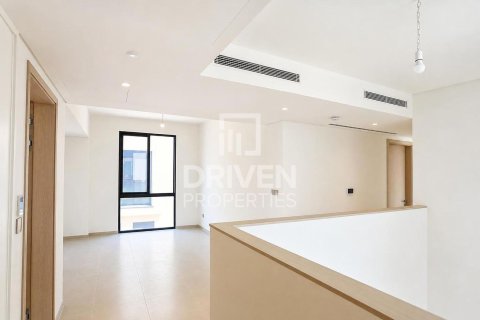 Villa en Jebel Ali, Dubai, 4 dormitorios, 688.88 m², № 128015 - foto 16