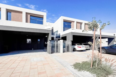 Таунхаус в EMAAR South, Dubai South (Dubai World Central), Дубай, 3 спальни, 141м², № 74299