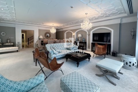 Villa à Palm Jumeirah, Dubai, 5 chambres, 436 m², № 8716 - photo 3