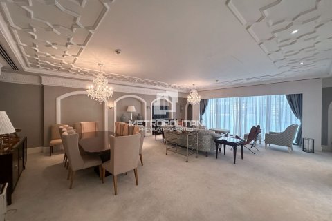 Villa à Palm Jumeirah, Dubai, 5 chambres, 436 m², № 8716 - photo 4