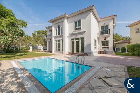Villa in Jumeirah Islands, Dubai 4 bedrooms, 492 sq.m. № 91533