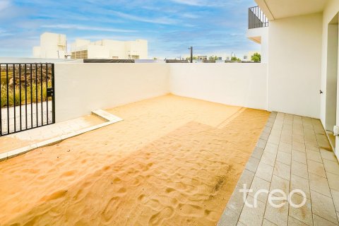 Townhouse in EMAAR South, Dubai South (Dubai World Central), Dubai 3 bedrooms, 182.09 sq.m. № 136197 - photo 10