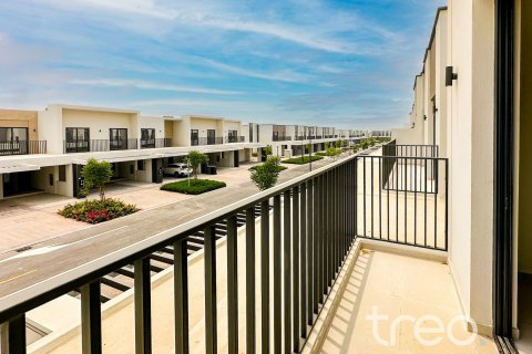 Townhouse in EMAAR South, Dubai South (Dubai World Central), Dubai 3 bedrooms, 182.09 sq.m. № 136197 - photo 11