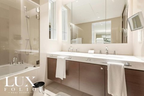 Снять в аренду квартиру в The Address Residence Fountain Views, Даунтаун Дубай (Даунтаун Бурдж Дубай), Дубай: 1 спальня, 78м², № 46167 - фото 12
