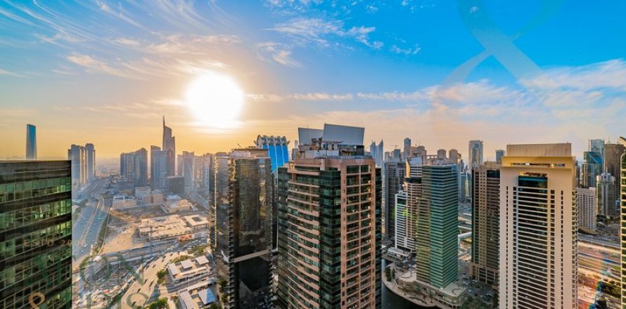 Apartment in Jumeirah Lake Towers, Dubai 1 bedroom, 95 sq.m. № 60925