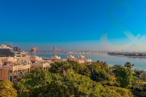 Apartment in The Crescent, Palm Jumeirah, Dubai 2 bedrooms, 165 sq.m. № 60920 - photo 4