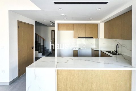 Adosado en Villanova, Dubai Land, Dubai, 4 dormitorios, 216 m², № 44062 - foto 7