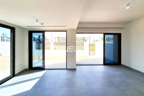 Adosado en Villanova, Dubai Land, Dubai, 4 dormitorios, 216 m², № 44063 - foto 2