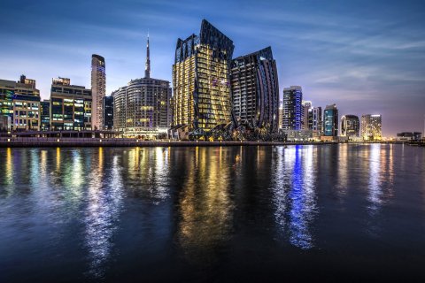 Apartment in Dubai 2 bedrooms, 188 sq.m. № 8230