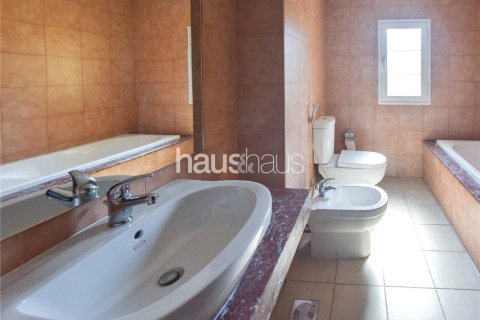 Maison de ville à Jumeirah Village Triangle, Dubai, 1 chambre, 152 m², № 43900 - photo 9