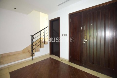 Maison de ville à Jumeirah Village Triangle, Dubai, 1 chambre, 152 m², № 43900 - photo 3