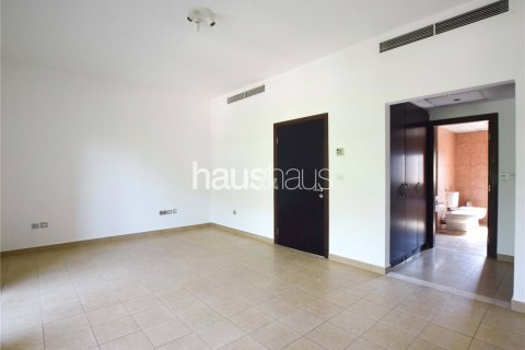 Maison de ville à Jumeirah Village Triangle, Dubai, 1 chambre, 152 m², № 43900 - photo 8