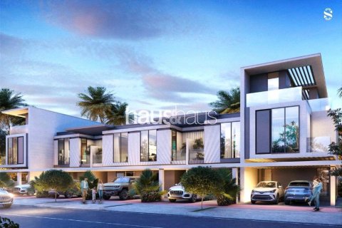 Townhouse in Dubai Land, Dubai 4 bedrooms, 215 sq.m. № 43903
