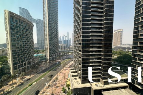 Appartement à Standpoint Towers, Downtown Dubai (Downtown Burj Dubai), Dubai, 1 chambre, 7401 m², № 39737 - photo 6