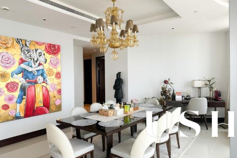Appartement à The Address Sky View Towers, Downtown Dubai (Downtown Burj Dubai), Dubai, 4 chambres, 236 m², № 39738 - photo 2