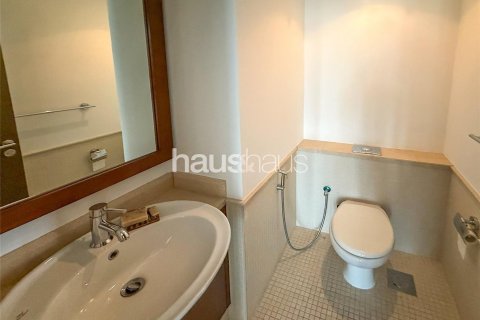 Apartment in South Ridge, Downtown Dubai (Downtown Burj Dubai), Dubai 2 bedrooms, 138 sq.m. № 44153 - photo 12