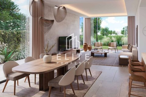 Villa in Dubai Land, Dubai 5 bedrooms, 529 sq.m. № 141210 - photo 12