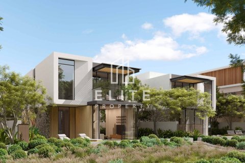 Villa in Dubai Land, Dubai 5 bedrooms, 529 sq.m. № 141210 - photo 13