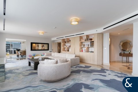 Penthouse in Kingdom of Sheba, Palm Jumeirah, Dubai 4 bedrooms, 583 sq.m. № 79135 - photo 2