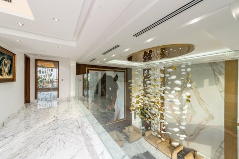 Villa en Palm Jumeirah, Dubai, 6 dormitorios, 1449 m², № 3757 - foto 12