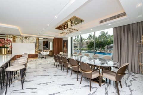 Villa en Palm Jumeirah, Dubai, 6 dormitorios, 1449 m², № 3757 - foto 4