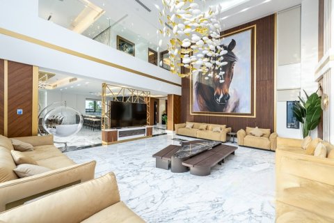Villa en Palm Jumeirah, Dubai, 6 dormitorios, 1449 m², № 3757 - foto 2
