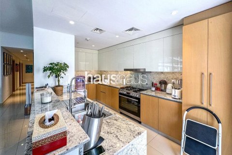 Купить квартиру в Park Heights, Дубай Хилс Эстейт, Дубай: 3 спальни, 227м², № 43364 - фото 8