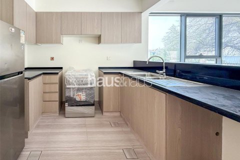 Maison de ville à DAMAC Hills (Akoya by DAMAC), Dubai, 4 chambres, 191 m², № 43366 - photo 3