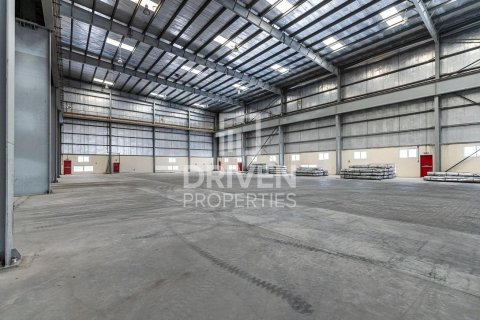 Снять в аренду склад в Джабаль-Али, Дубай: 4498.37м², № 130099 - фото 9