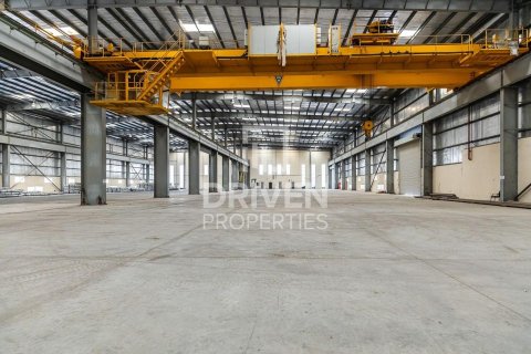 Снять в аренду склад в Джабаль-Али, Дубай: 4498.37м², № 130099 - фото 3