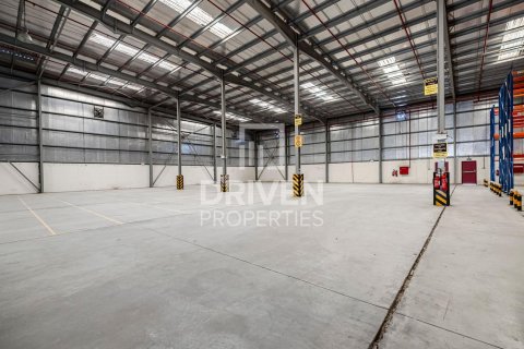 Снять в аренду склад в Джабаль-Али, Дубай: 6856.24м², № 130097 - фото 15