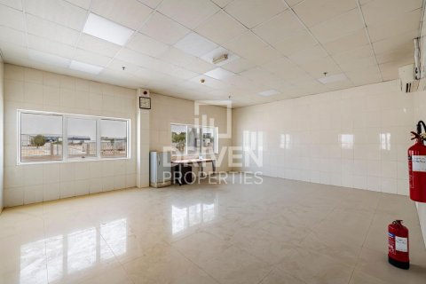 Снять в аренду склад в Джабаль-Али, Дубай: 6856.24м², № 130097 - фото 20