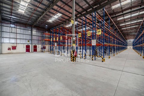 Снять в аренду склад в Джабаль-Али, Дубай: 6856.24м², № 130097 - фото 11