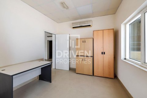 Снять в аренду склад в Джабаль-Али, Дубай: 6856.24м², № 130097 - фото 19