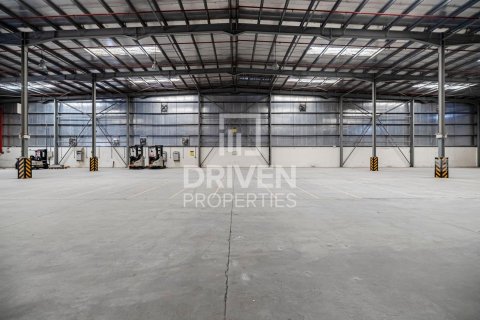 Снять в аренду склад в Джабаль-Али, Дубай: 6856.24м², № 130097 - фото 16
