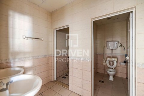 Снять в аренду склад в Джабаль-Али, Дубай: 6856.24м², № 130097 - фото 17