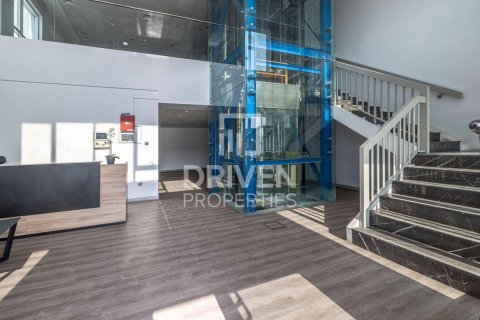 Warehouse in Jebel Ali, Dubai 2878.97 sq.m. № 130098