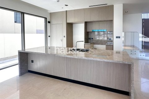 Villa in Golf Place, Dubai Hills Estate, Dubai 4 bedrooms, 666 sq.m. № 44832 - photo 4
