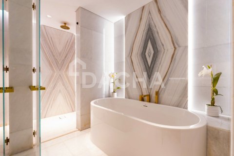Купить квартиру в FIVE Palm Jumeirah, Пальма Джумейра, Дубай: 1 спальня, 100м², № 105180 - фото 4