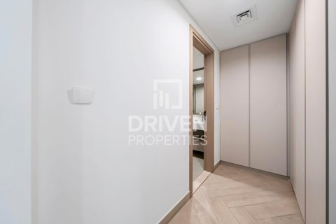Apartment in Al Habtoor City, Business Bay, Dubai 1 bedroom, 80.83 sq.m. № 140926 - photo 10