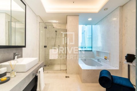 Penthouse in Burj Vista, Downtown Dubai (Downtown Burj Dubai), Dubai 5 bedrooms, 643.07 sq.m. № 138225 - photo 12