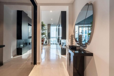 Penthouse in Burj Vista, Downtown Dubai (Downtown Burj Dubai), Dubai 5 bedrooms, 643.07 sq.m. № 138225 - photo 9
