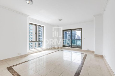 Снять в аренду квартиру в Дубай Марине, Дубай: 2 спальни, 157.75м², № 129305 - фото 3