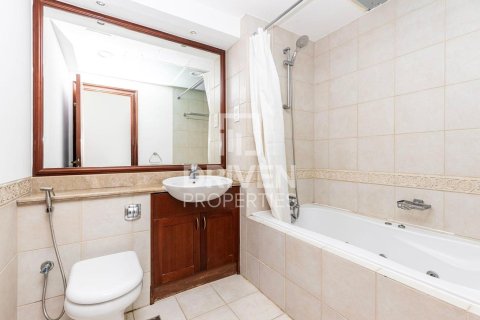 Снять в аренду квартиру в Дубай Марине, Дубай: 2 спальни, 157.75м², № 129305 - фото 13