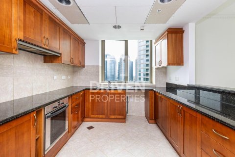 Снять в аренду квартиру в Дубай Марине, Дубай: 2 спальни, 157.75м², № 129305 - фото 12