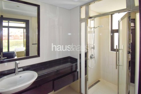 Villa in DAMAC Hills (Akoya by DAMAC), Dubai 5 bedrooms, 398 sq.m. № 43716 - photo 15