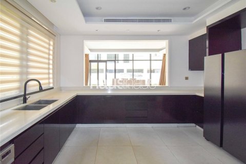 Villa in DAMAC Hills (Akoya by DAMAC), Dubai 5 bedrooms, 398 sq.m. № 43716 - photo 5