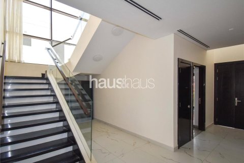 Villa in DAMAC Hills (Akoya by DAMAC), Dubai 5 bedrooms, 398 sq.m. № 43716 - photo 7