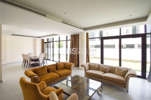 Villa in DAMAC Hills (Akoya by DAMAC), Dubai 5 bedrooms, 398 sq.m. № 43716 - photo 2