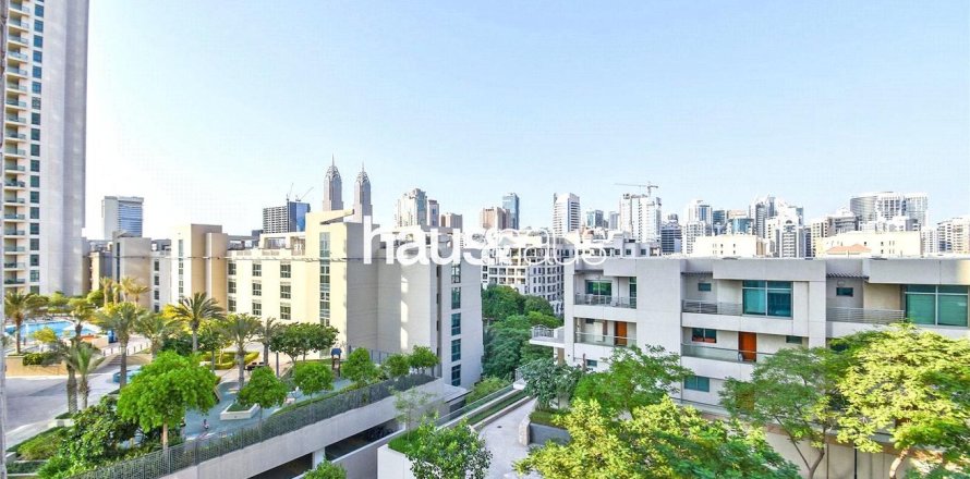 Appartement à The Views, Dubai, 1 chambre, 68 m², № 43704